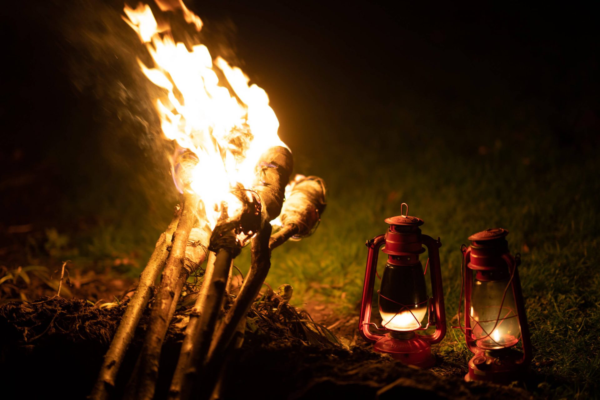 Flaming Torches Lamps