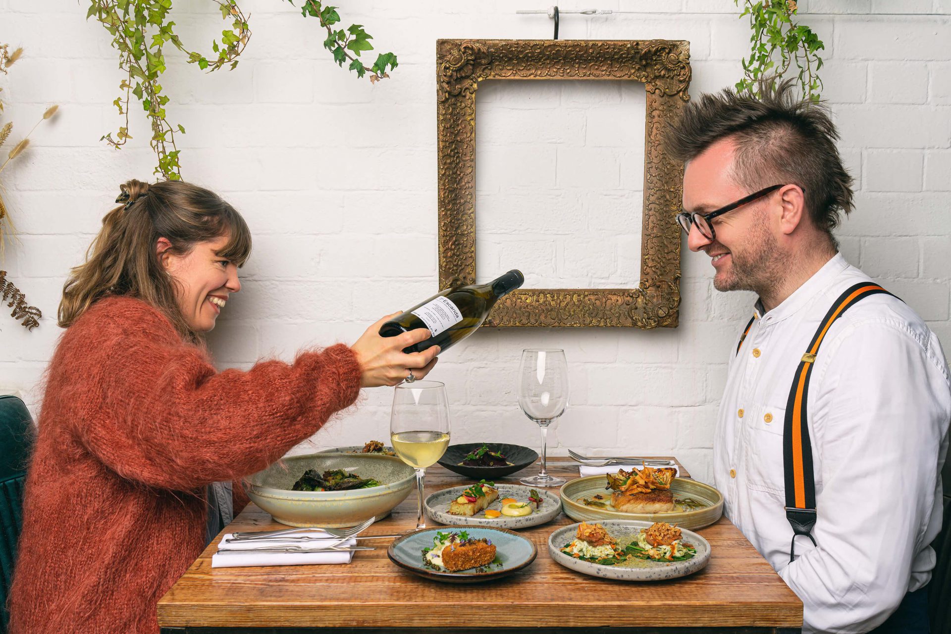 Joyful Diners
